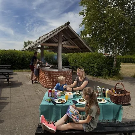 Legoland Wilderness Barrels & 3* Billund