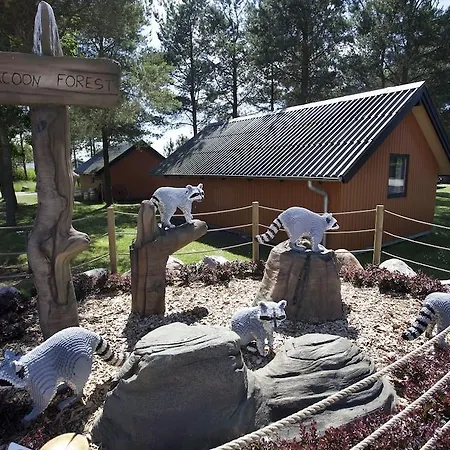 Legoland Wilderness Barrels & Hotel